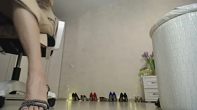 Devil Goddess online show from 03/10/25, 06:34