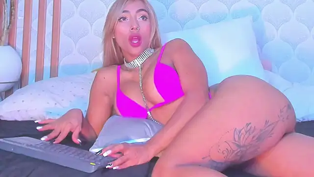 PamelaReall online show from 02/02/25, 07:09