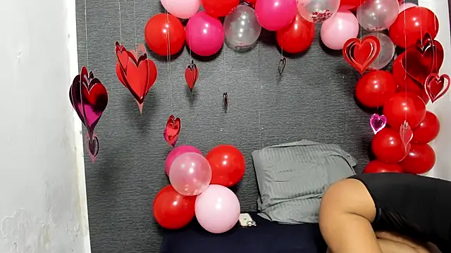 monse 02 online show from 02/14/25, 01:29