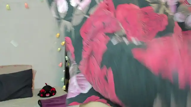 kittyzenn online show from 09/12/25, 05:13