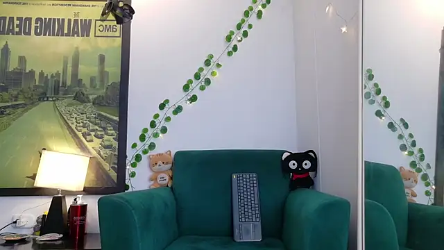 kittyzenn online show from 06/18/26, 12:44