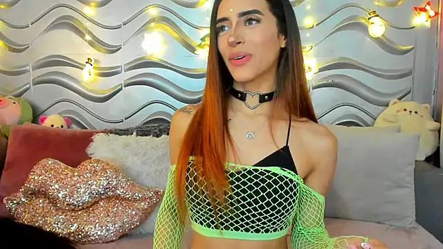 StormiRusso online show from 12/23/24, 12:25