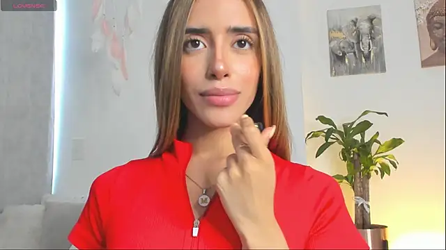 StormiRusso online show from 09/27/25, 10:04