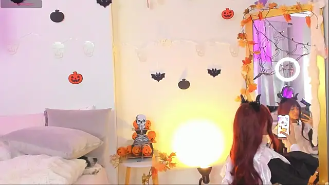 StormiRusso online show from 11/01/25, 02:02