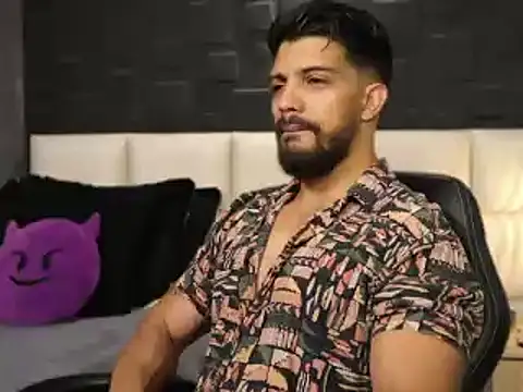 DannSaenz online show from 02/20/25, 12:47