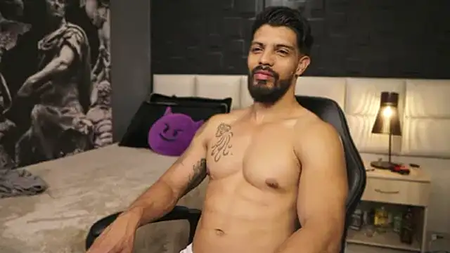 DannSaenz online show from 02/25/25, 05:36