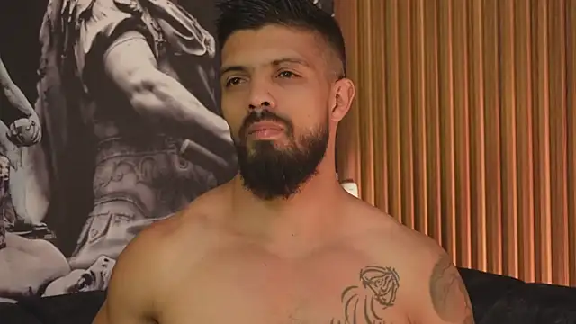 DannSaenz online show from 10/18/25, 02:47