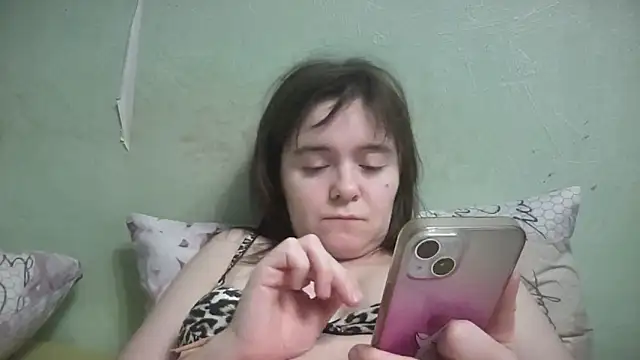 Diamond Tyler online show from 02/12/26, 05:41