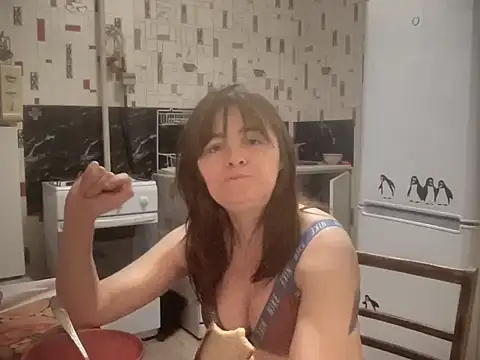 Diamond Tyler online show from 04/17/26, 04:10