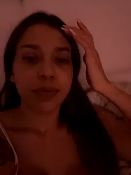 DanielaSaenz0 online show from 12/19/25, 01:34