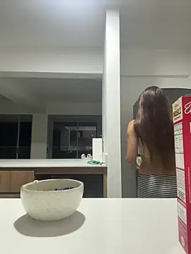 DanielaSaenz0 online show from 04/02/26, 02:31