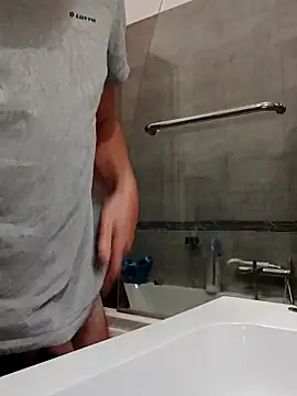 bossofpanty94 online show from 02/23/25, 09:16