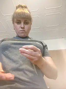 CoddessCrystal online show from 04/13/26, 01:27