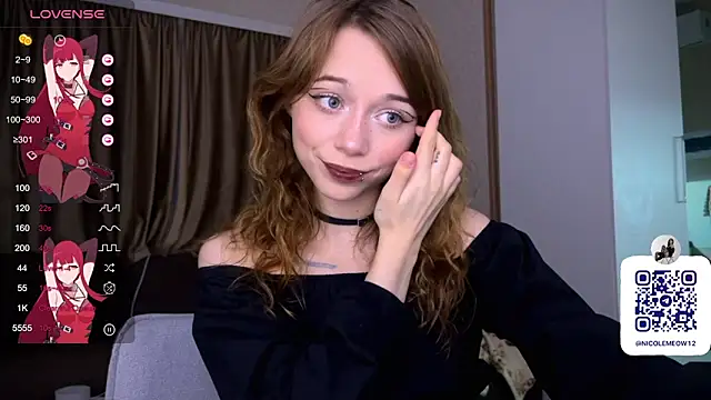 Snapshot of _SofiaBrown chatting on 12/19/25, 11:34 SofiaBrown online show from 12/19/25, 11:34