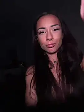 Snapshot of cara_mella chatting on 12/08/24, 08:04 cara mella online show from 12/08/24, 08:04