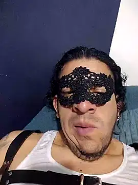 Snapshot of xXCesarexXx chatting on 11/27/25, 09:00 xXCesarexXx online show from 11/27/25, 09:00