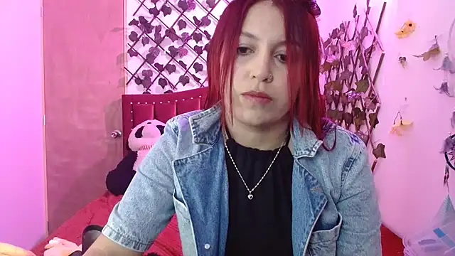 Melani cute02 online show from 11/11/25, 12:32