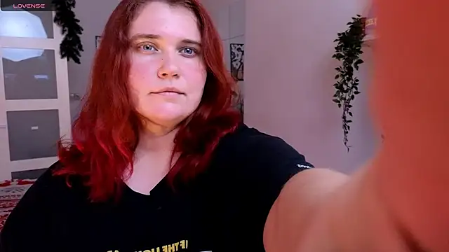 daisy low online show from 12/03/25, 01:09