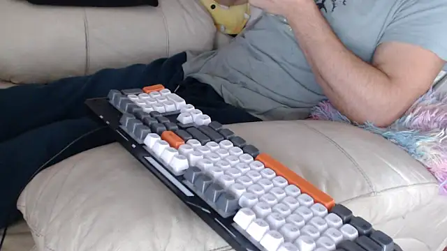 MrStraightDik online show from 11/05/25, 11:10