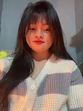 Snapshot of Anges893 chatting on 12/08/24, 06:11 Anges893 online show from 12/08/24, 06:11