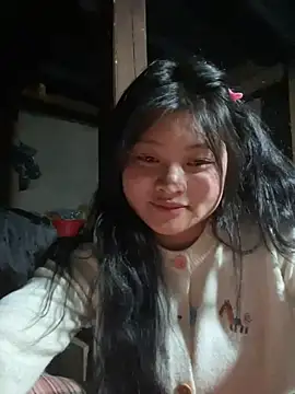 Snapshot of Anges893 chatting on 03/16/25, 12:11 Anges893 online show from 03/16/25, 12:11