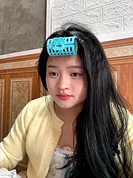 Snapshot of Anges893 chatting on 10/19/25, 02:56 Anges893 online show from 10/19/25, 02:56