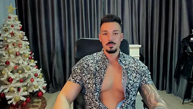 Snapshot of HaydenSpearss chatting on 12/13/24, 01:01 HaydenSpearss online show from 12/13/24, 01:01