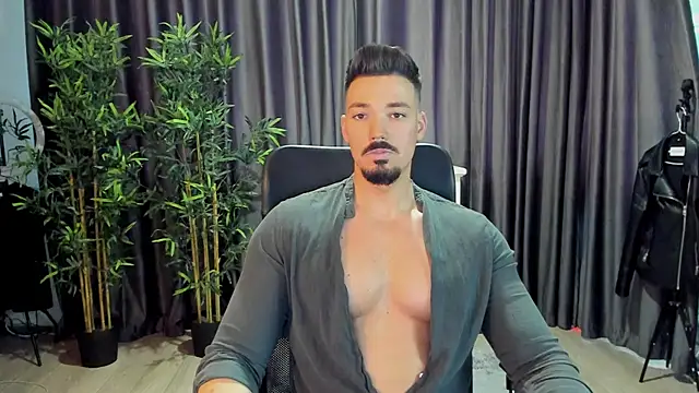 Snapshot of HaydenSpearss chatting on 03/15/25, 10:46 HaydenSpearss online show from 03/15/25, 10:46