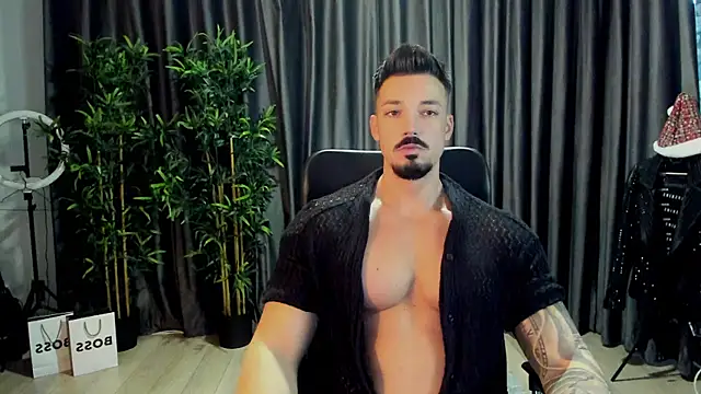 HaydenSpearss online show from 11/23/25, 07:41