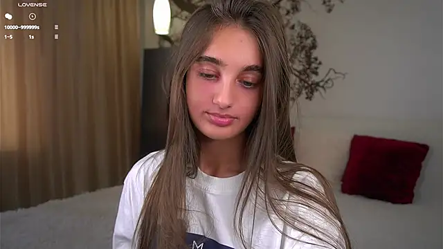 PiquingOgalala online show from 09/28/25, 01:33