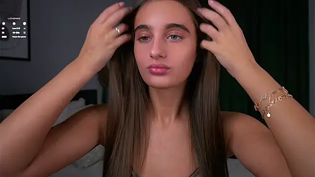 PiquingOgalala online show from 11/26/25, 01:06