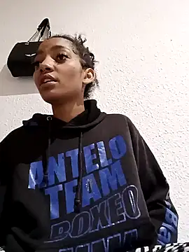 Laanegraofficial  online show from 01/19/25, 07:04