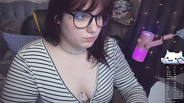 Snapshot of Diasporaaa chatting on 01/02/25, 02:00 Diasporaaa online show from 01/02/25, 02:00