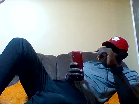 Snapshot of ClinDi chatting on 02/11/26, 12:43 ClinDi online show from 02/11/26, 12:43