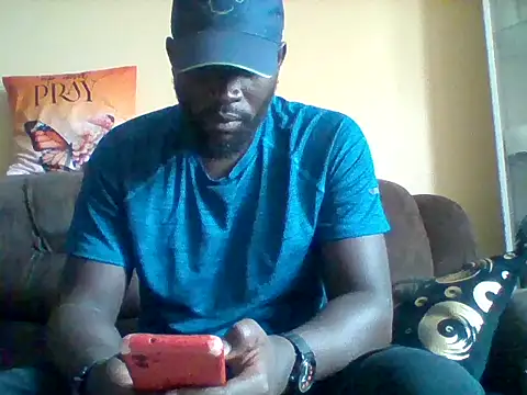 Snapshot of ClinDi chatting on 02/17/26, 12:45 ClinDi online show from 02/17/26, 12:45