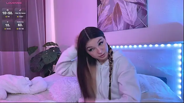 Veronica leal online show from 04/12/26, 07:13