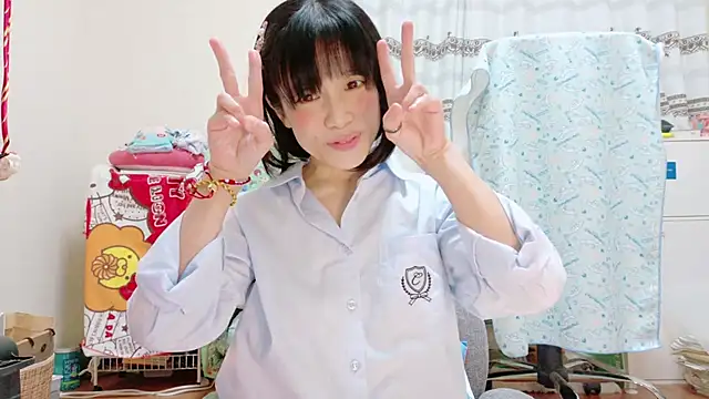 renapiyon8182 online show from 12/01/24, 11:58