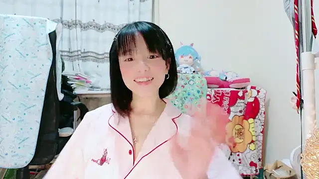 renapiyon8182 online show from 01/20/25, 07:25