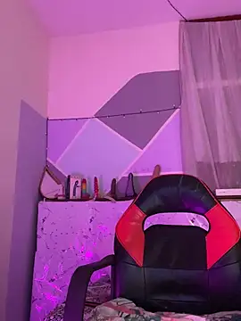 Lina10 online show from 11/05/25, 09:04