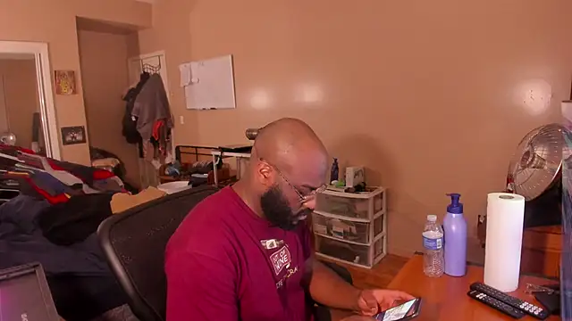 MrChuckDailyXXX online show from 01/08/25, 05:16