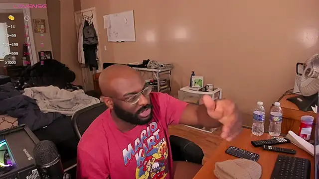 MrChuckDailyXXX online show from 02/13/25, 03:03