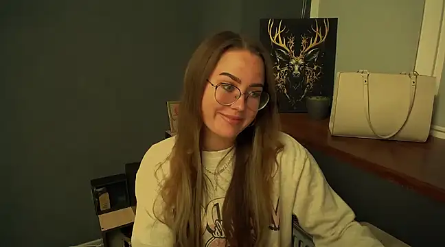 Snapshot of luxie_milady chatting on 12/07/24, 12:56 luxie milady online show from 12/07/24, 12:56