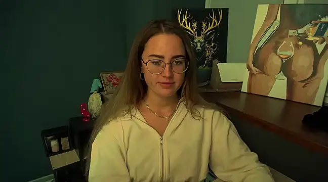 Snapshot of luxie_milady chatting on 01/07/25, 05:09 luxie milady online show from 01/07/25, 05:09