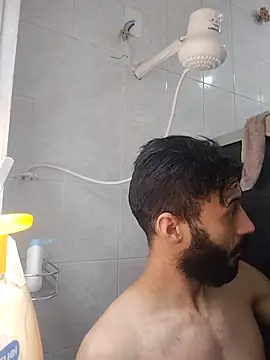 LopeseLua online show from 10/27/25, 01:26