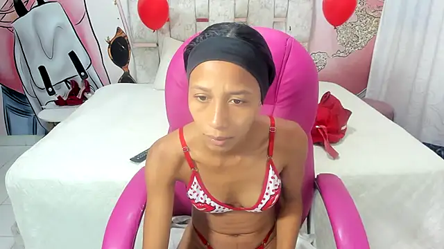 EMMA SWEETT1 online show from 02/24/25, 12:37