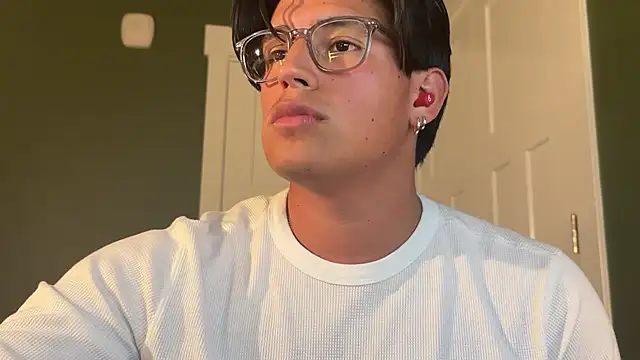 Snapshot of carlosjose232730 chatting on 12/03/25, 03:03 carlosjose232730 online show from 12/03/25, 03:03