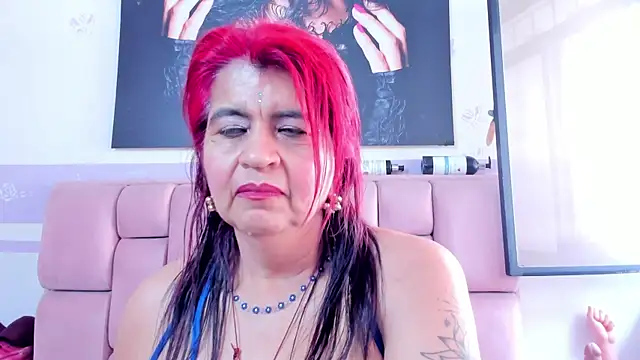 Snapshot of RoxetteMature chatting on 02/05/25, 02:48 RoxetteMature online show from 02/05/25, 02:48