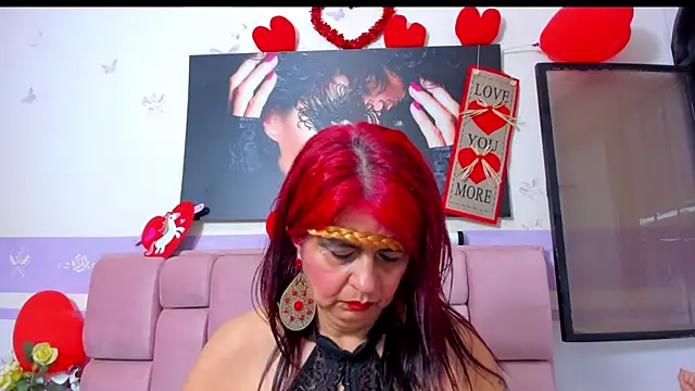 Snapshot of RoxetteMature chatting on 02/15/25, 12:22 RoxetteMature online show from 02/15/25, 12:22