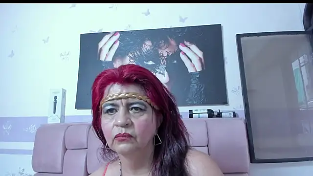 Snapshot of RoxetteMature chatting on 03/06/25, 11:47 RoxetteMature online show from 03/06/25, 11:47
