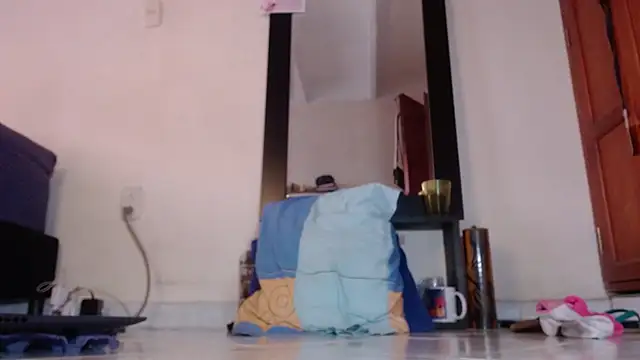 carlajames  online show from 10/03/25, 11:29